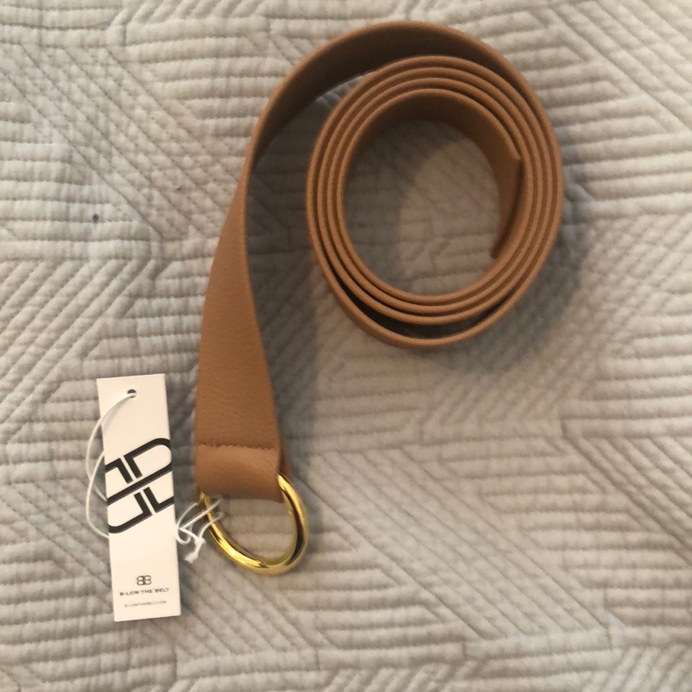 Tan loop belt
